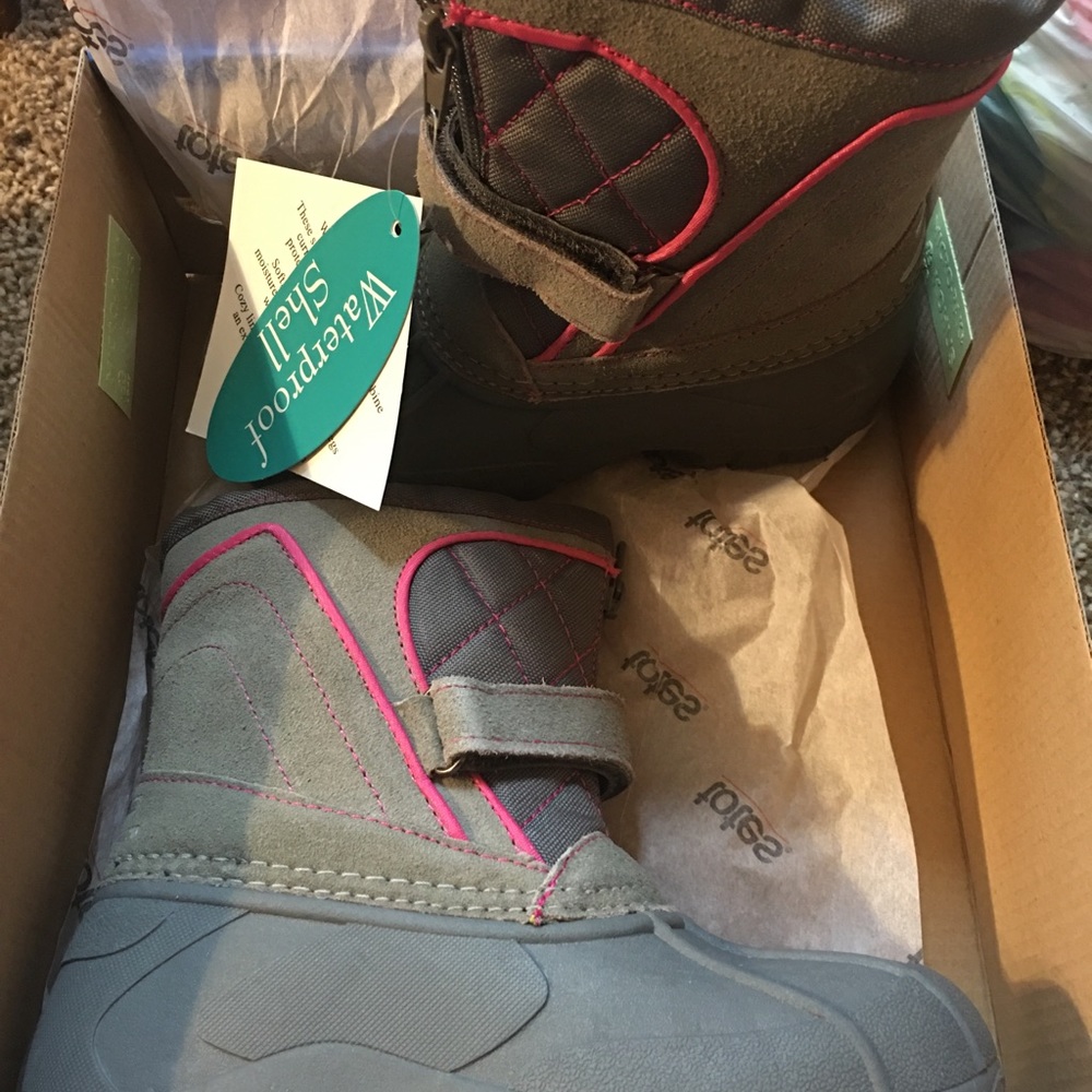 Totes kids winter boots